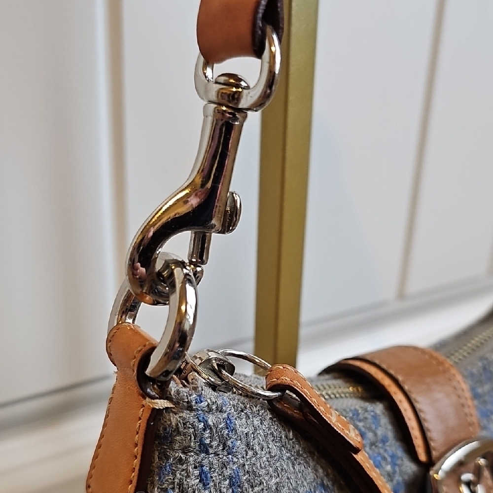 Rare Vintage 2003 Coach Soho Tweed Flap Baguette – Style #7565 – Blue/Grey - Picture 8 of 14
